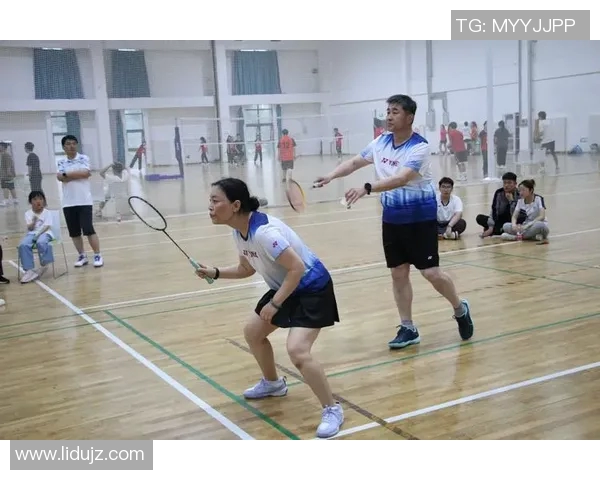 重庆羽毛球队选拔赛分析：个人能力展现与团队协作的完美结合